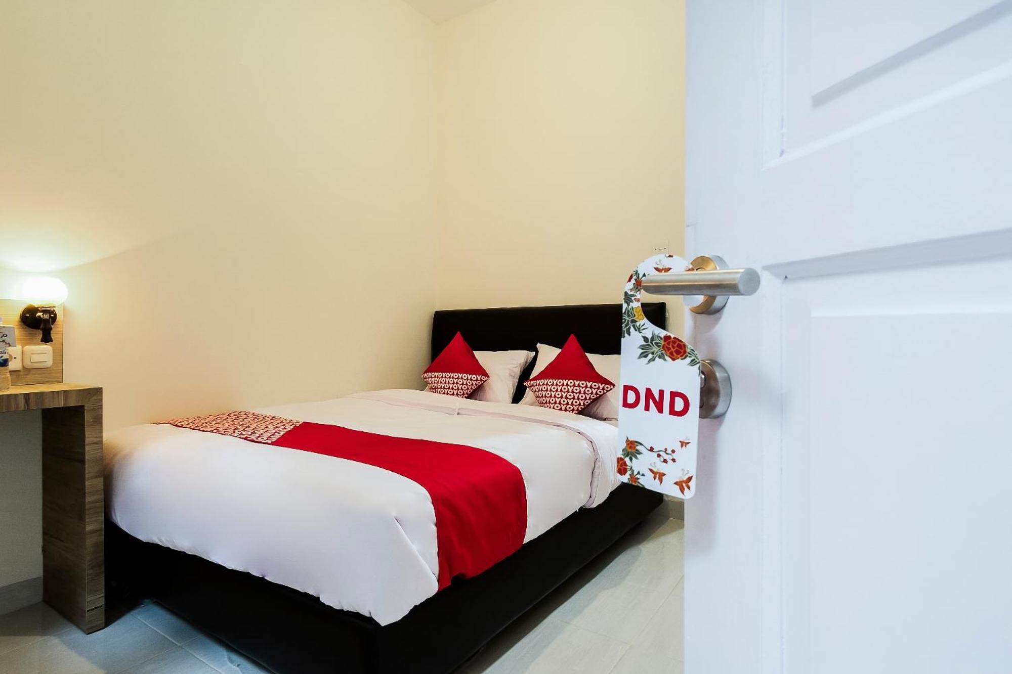 Super Oyo Capital O 873 Kamani Homestay Syariah Medan Exteriör bild